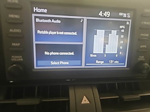 Used 2019 Toyota RAV4 LE image 10