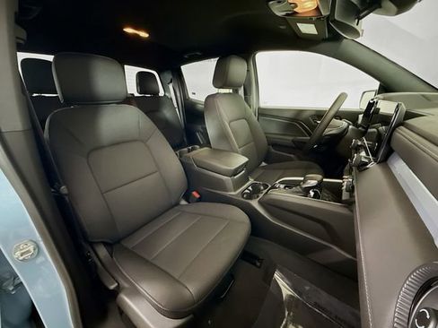 Used 2025 Chevrolet Colorado LT w/ Advanced Trailering Package image 30