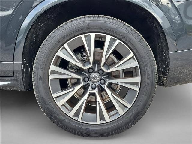 Used 2021 Volvo XC90 T6 Momentum w/ Protection Package Premier AWD/4WD image 24