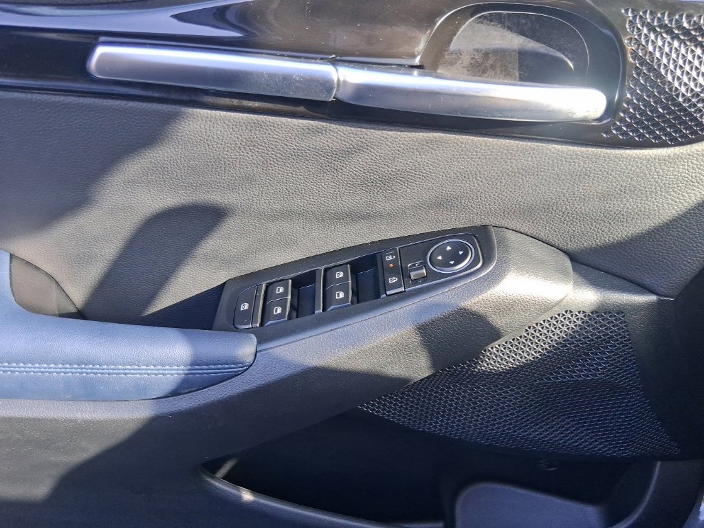Used 2025 Kia Seltos S AWD/4WD image 9