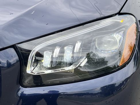 Used 2021 Mercedes-Benz GLS 450 4MATIC image 12