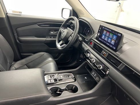 Used 2024 Honda Pilot Touring image 24