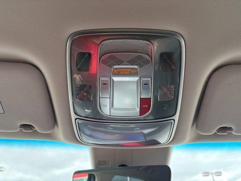 Used 2025 Genesis GV80 2.5T Standard AWD/4WD image 24