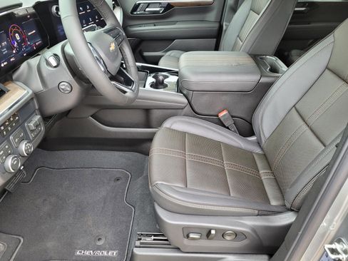 New 2026 Chevrolet Tahoe High Country w/ Sun And Tow Package AWD/4WD image 17