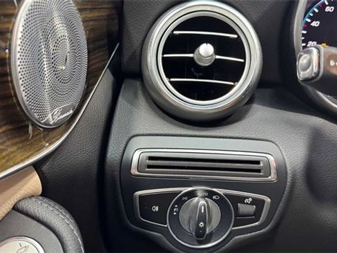 Used 2020 Mercedes-Benz C 300 Sedan image 26