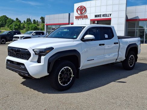 New 2026 Toyota Tacoma TRD Off-Road AWD/4WD image 2