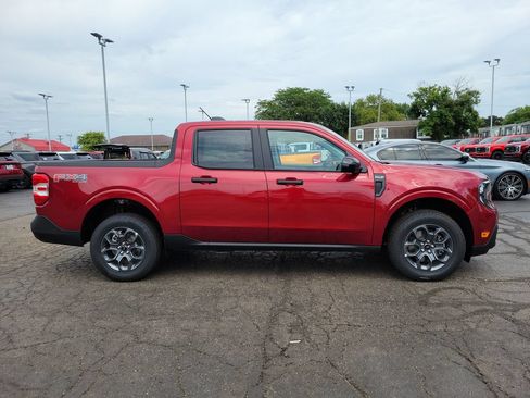 New 2026 Ford Maverick XLT w/ XLT Luxury Package AWD/4WD image 3