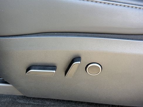 Used 2023 Tesla Model Y Long Range image 20