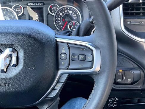 Used 2025 RAM 2500 Big Horn AWD/4WD image 7