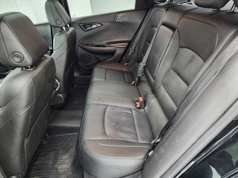 Used 2017 Chevrolet Malibu Premier w/ Premier Sun and Wheel Package image 9