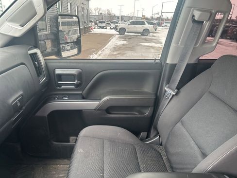 Used 2018 Chevrolet Silverado 2500 LT w/ Midnight Edition image 3