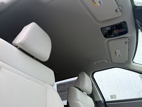 New 2026 Hyundai Santa Fe SE image 22