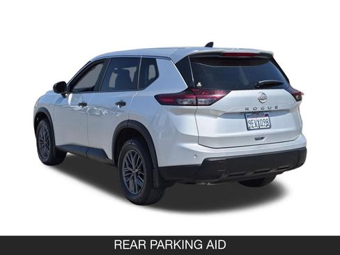 Used 2024 Nissan Rogue S FWD image 7