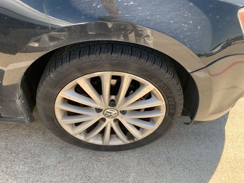 Used 2013 Volkswagen Jetta TDI image 2