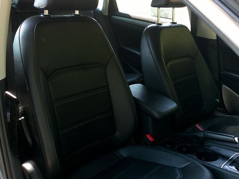 Used 2015 Volkswagen Passat 1.8T Limited Edition image 40