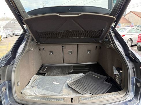 Used 2017 Porsche Macan S image 13