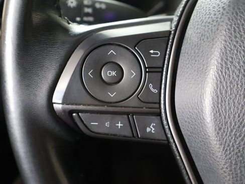 Used 2022 Toyota Camry SE image 33