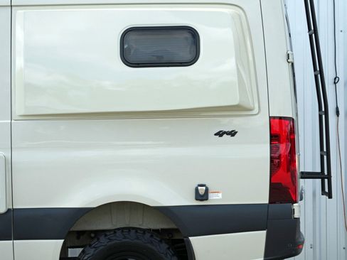 Used 2020 Mercedes-Benz Sprinter 2500 w/ Premium Plus Package image 83