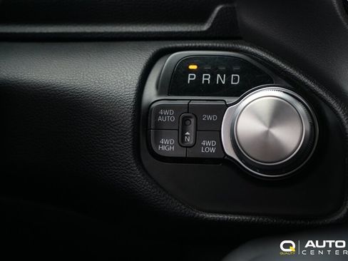 Used 2023 RAM 1500 Laramie AWD/4WD image 18