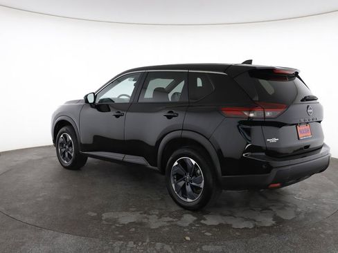 Used 2025 Nissan Rogue SV FWD image 9
