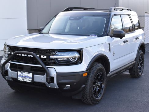 New 2026 Ford Bronco Sport Outer Banks w/ Sasquatch Outer Banks Package image 13