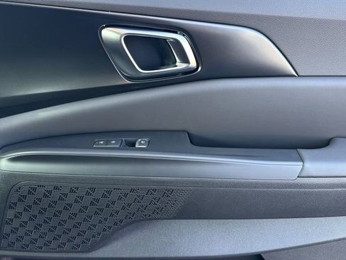 New 2026 Kia Carnival SX image 21