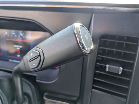 Certified 2025 Ford F250 Lariat AWD/4WD image 28
