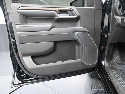 Used 2023 Chevrolet Silverado 1500 LT image 11