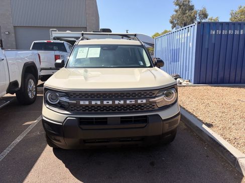 Used 2025 Ford Bronco Sport Big Bend AWD/4WD image 2