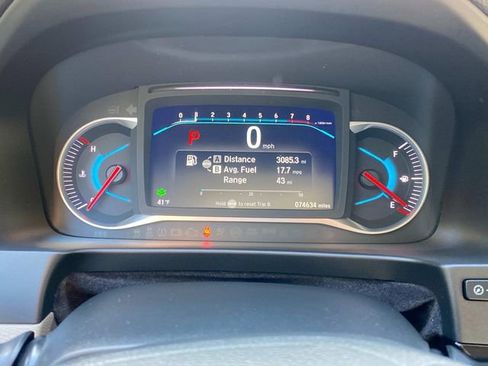 Used 2020 Honda Pilot Touring image 18