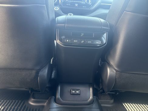 Used 2026 Toyota Highlander XSE AWD/4WD image 20