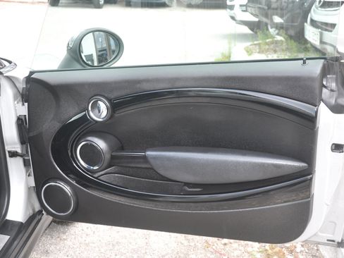 Used 2013 MINI Cooper S FWD image 14