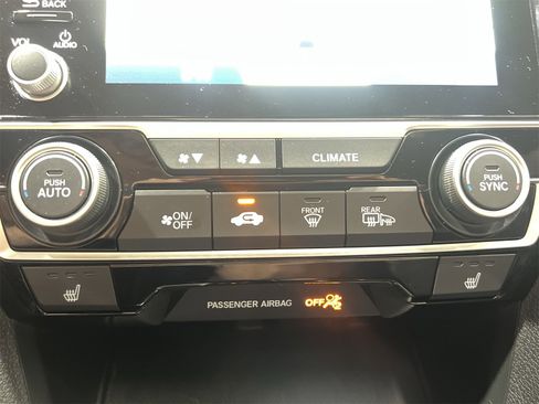 Used 2020 Honda Civic Touring image 19