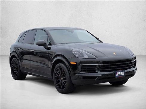 Used 2020 Porsche Cayenne image 3