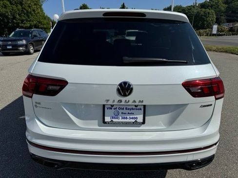 Certified 2023 Volkswagen Tiguan SE R-Line AWD/4WD image 6
