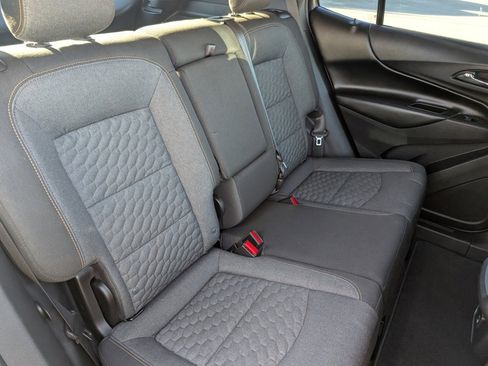 Used 2019 Chevrolet Equinox LT image 14