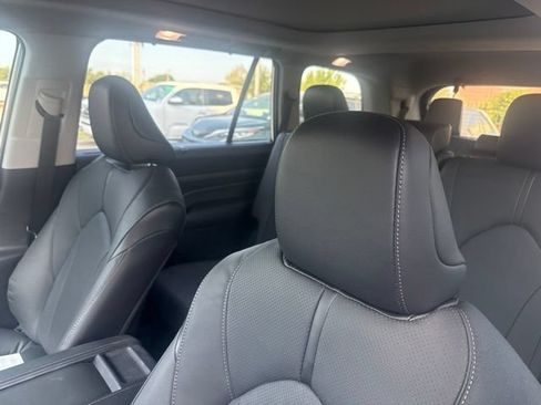 Used 2024 Toyota Grand Highlander FWD image 9