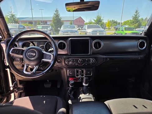 Certified 2023 Jeep Wrangler Unlimited Rubicon 4xe w/ Cold Weather Group AWD/4WD image 4