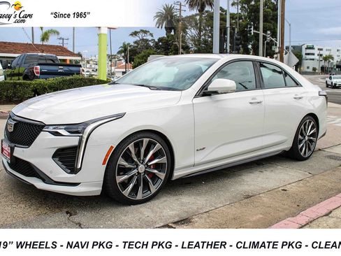 Used 2022 Cadillac CT4 V w/ Navigation Package RWD image 1