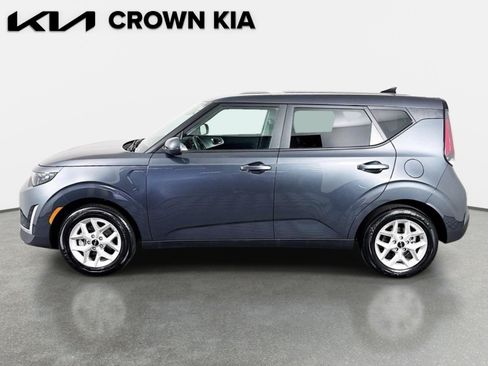 Certified 2025 Kia Soul LX w/ LX Technology Package FWD image 8