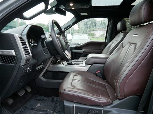 Used 2016 Ford F150 Platinum w/ Equipment Group 701A Luxury image 8