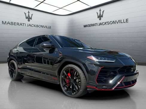 Used 2021 Lamborghini Urus AWD/4WD image 16
