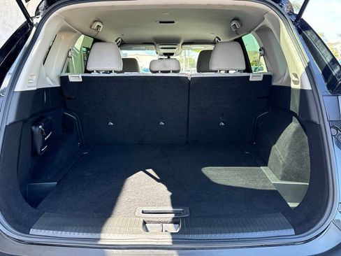 Used 2023 Nissan Rogue SV FWD image 4