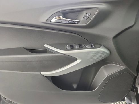 New 2026 Chevrolet Trax RS image 25