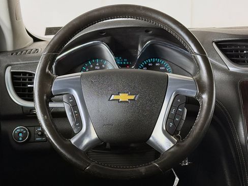 Used 2016 Chevrolet Traverse LT w/ Style and Technology Package FWD image 32