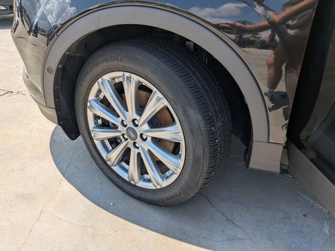 Used 2018 Ford Escape Titanium AWD/4WD image 39