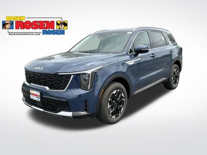 New 2025 Kia Sorento S