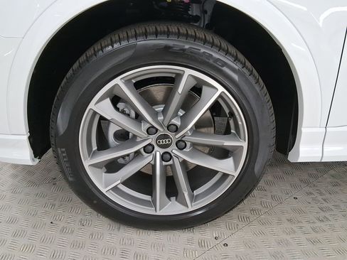 New 2025 Audi Q3 2.0T Premium image 11