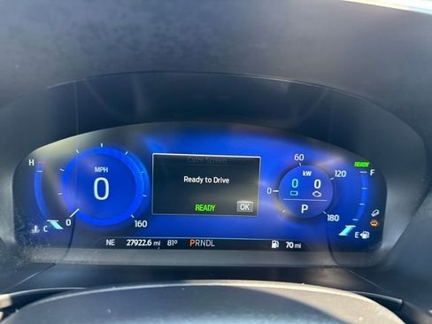 Used 2020 Ford Escape SE Sport image 23