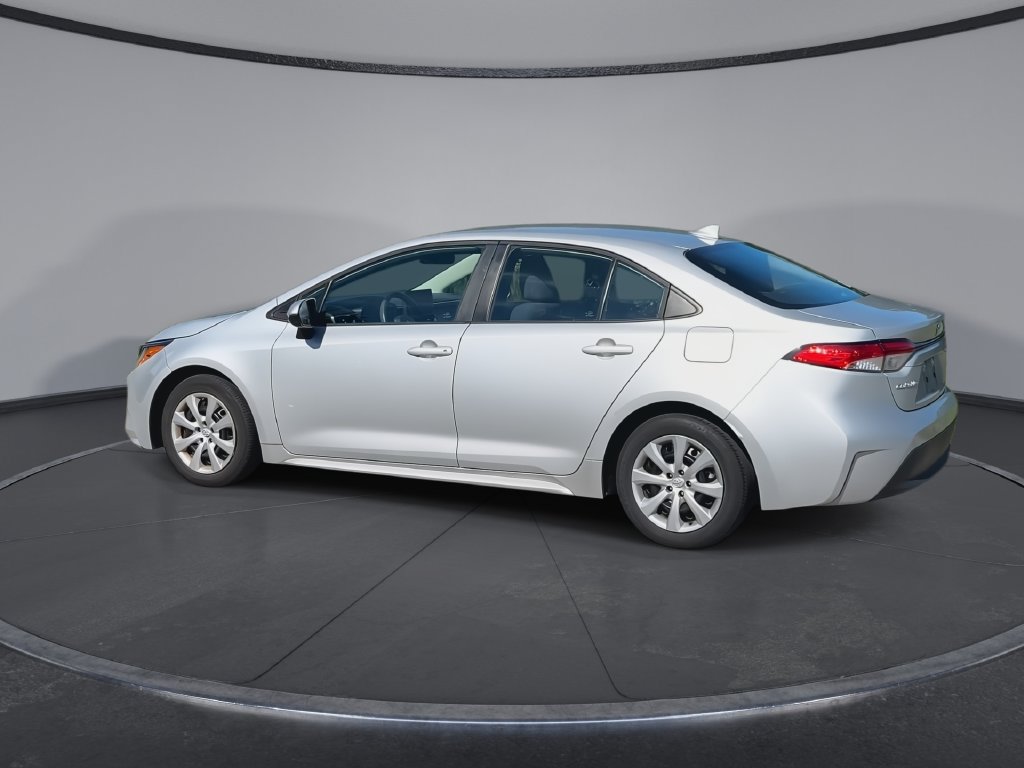Used 2023 Toyota Corolla LE FWD image 6